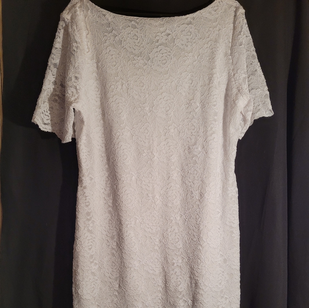 Dress - Picture 2 of 2